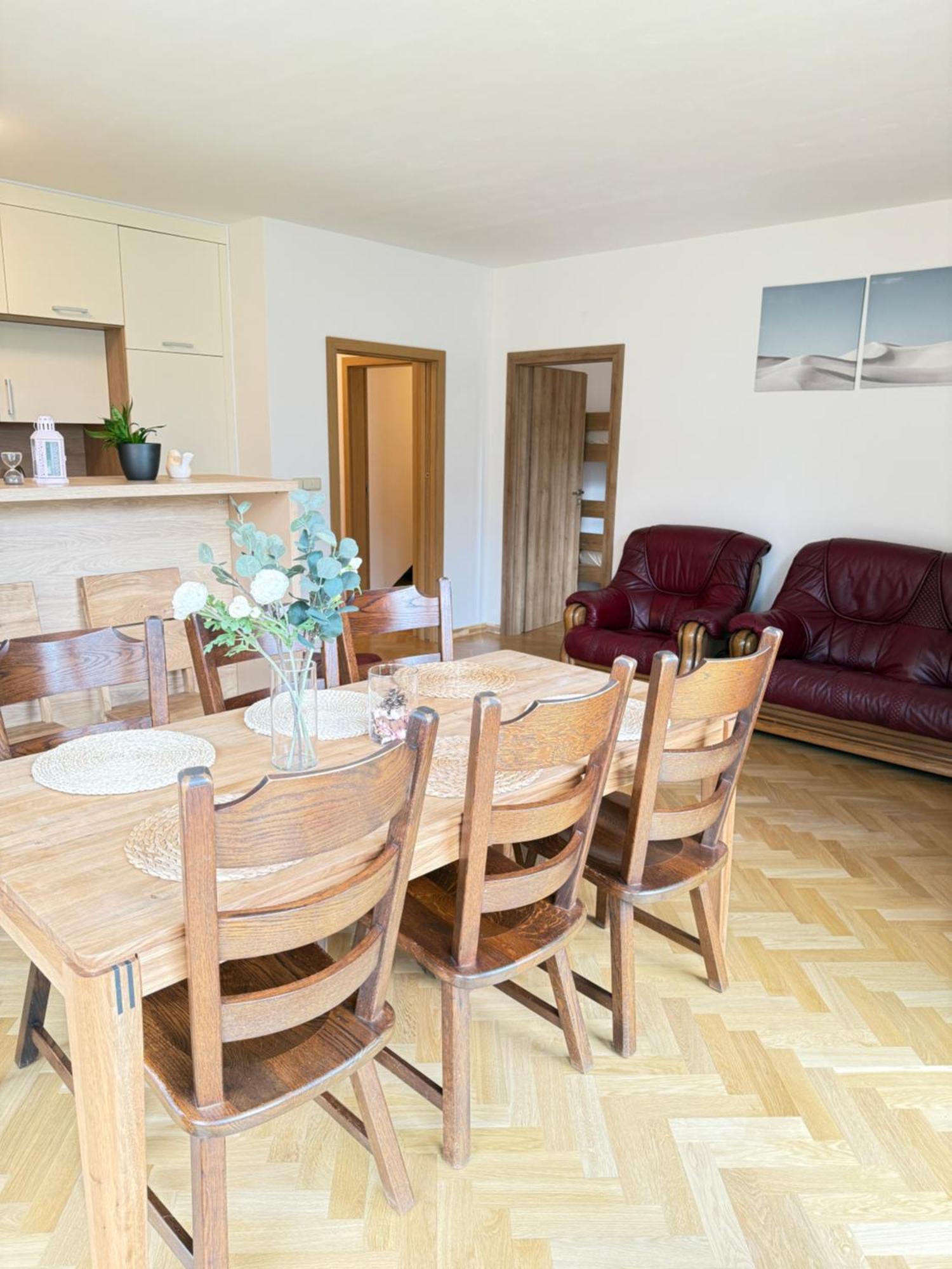 Apartment Familyvilla, New 4 Luxury Big Apartments, Parking *