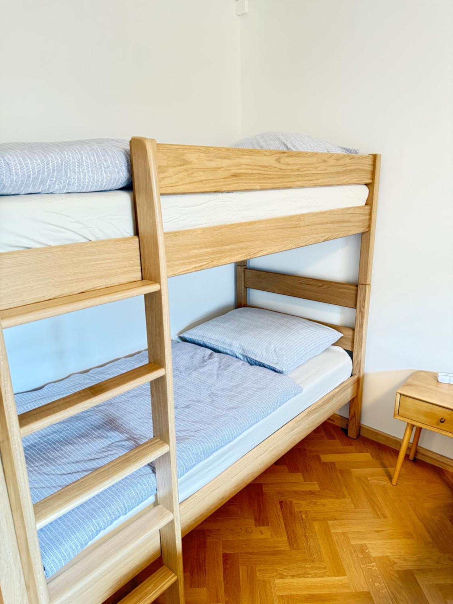 Familyvilla, New 4 Luxury Big Apartments, Parking