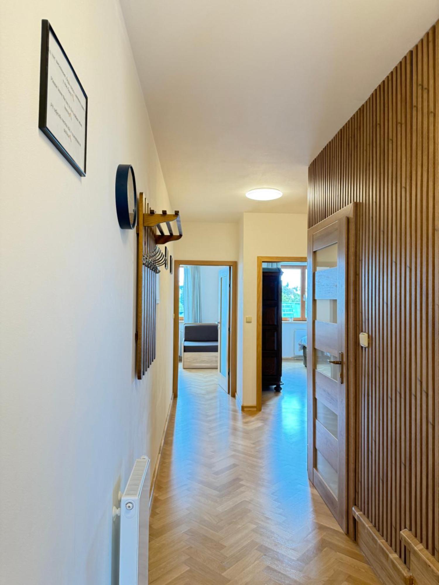 Apartment Familyvilla, New 4 Luxury Big Apartments, Parking *