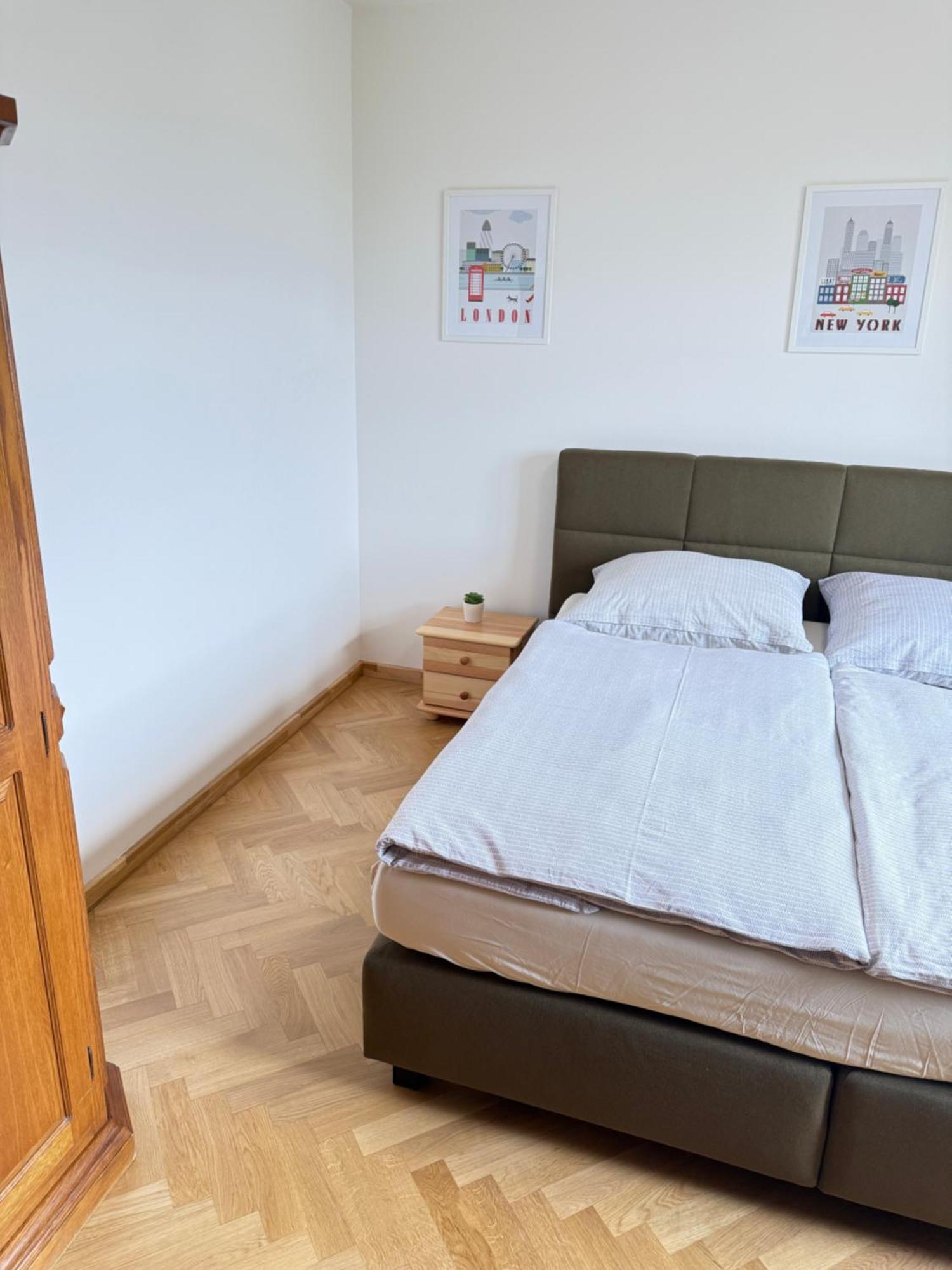 Familyvilla, New 4 Luxury Big Apartments, Parking Apartment