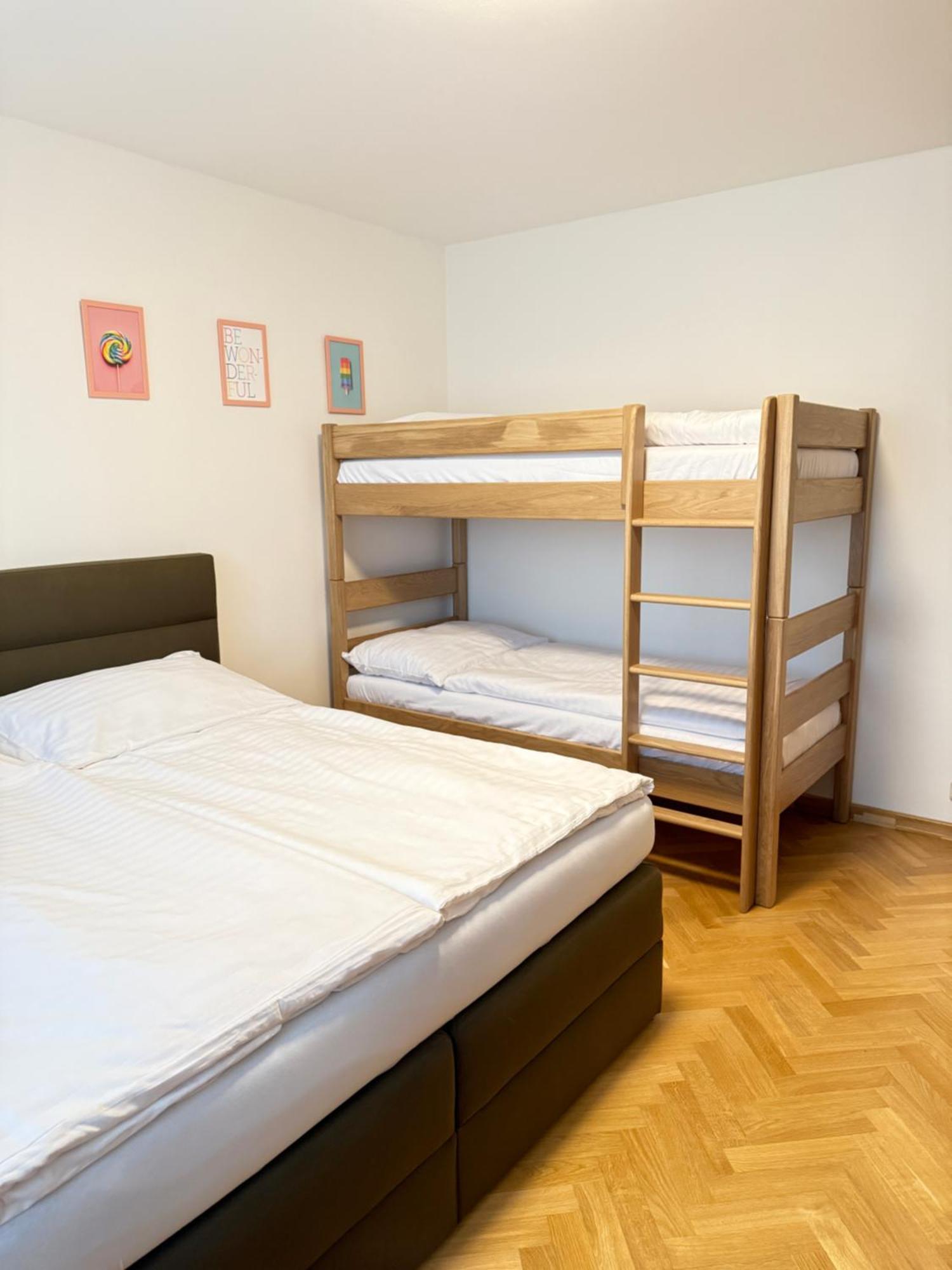 Apartment Familyvilla, New 4 Luxury Big Apartments, Parking *