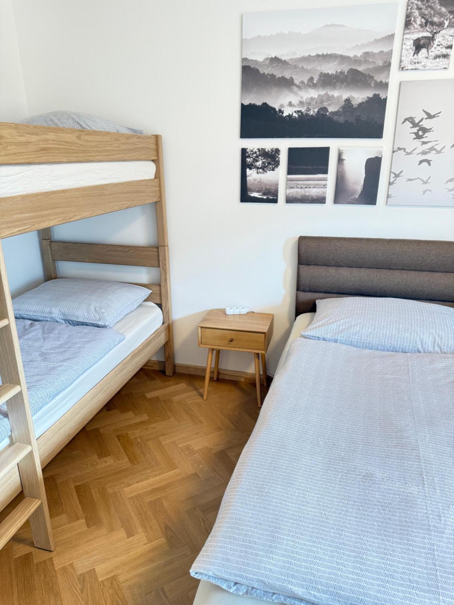 Familyvilla, New 4 Luxury Big Apartments, Parking