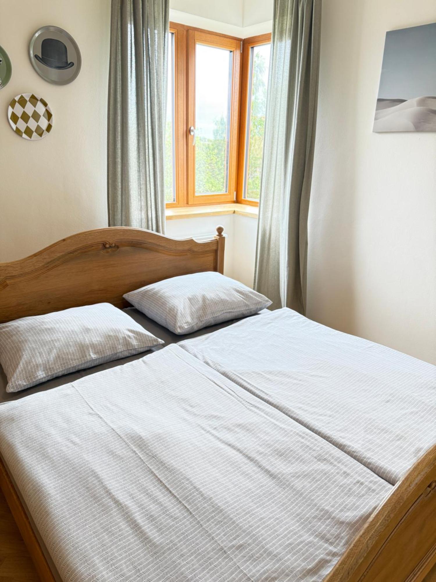 Familyvilla, New 4 Luxury Big Apartments, Parking *