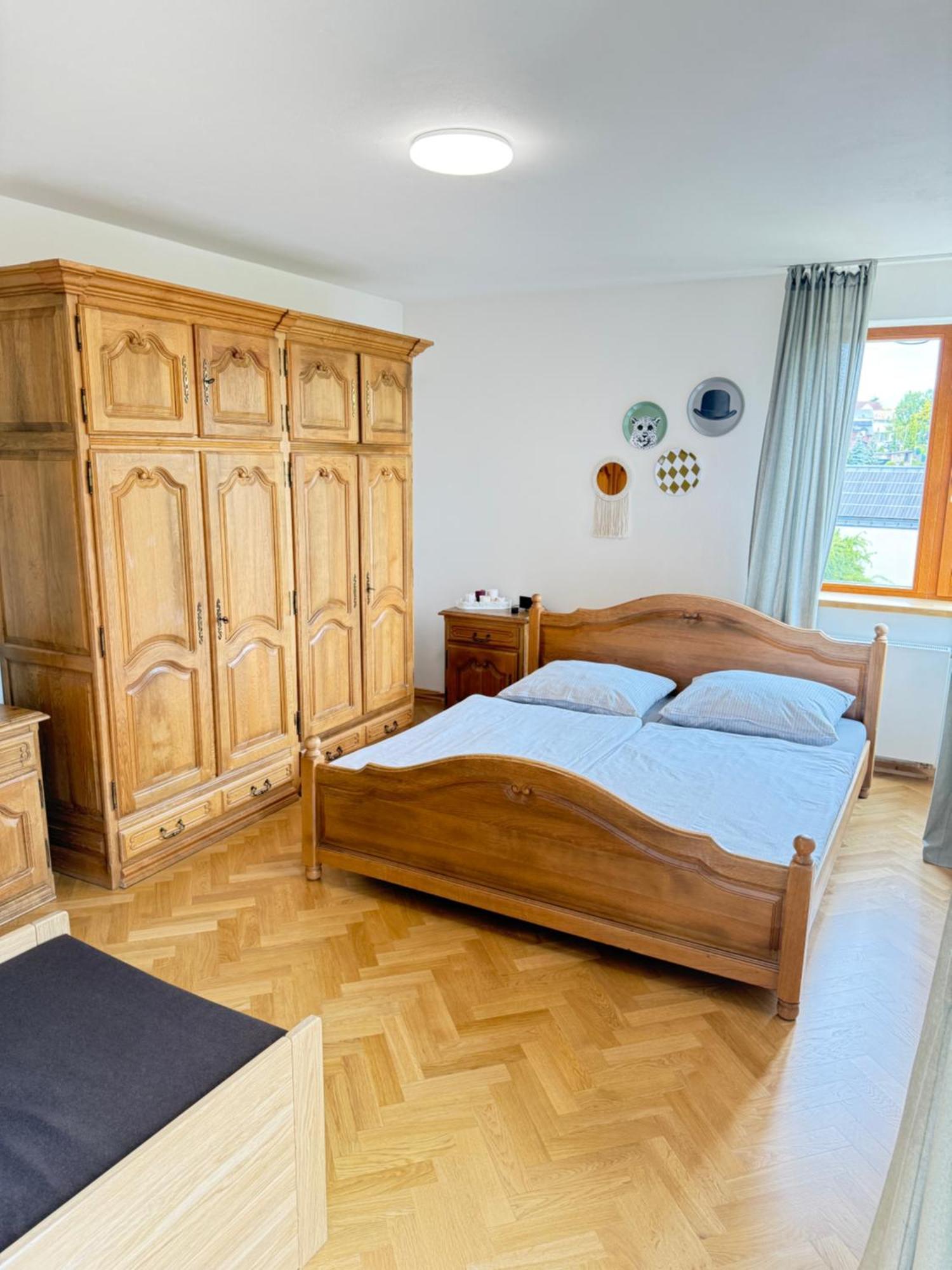 Familyvilla, New 4 Luxury Big Apartments, Parking Daire