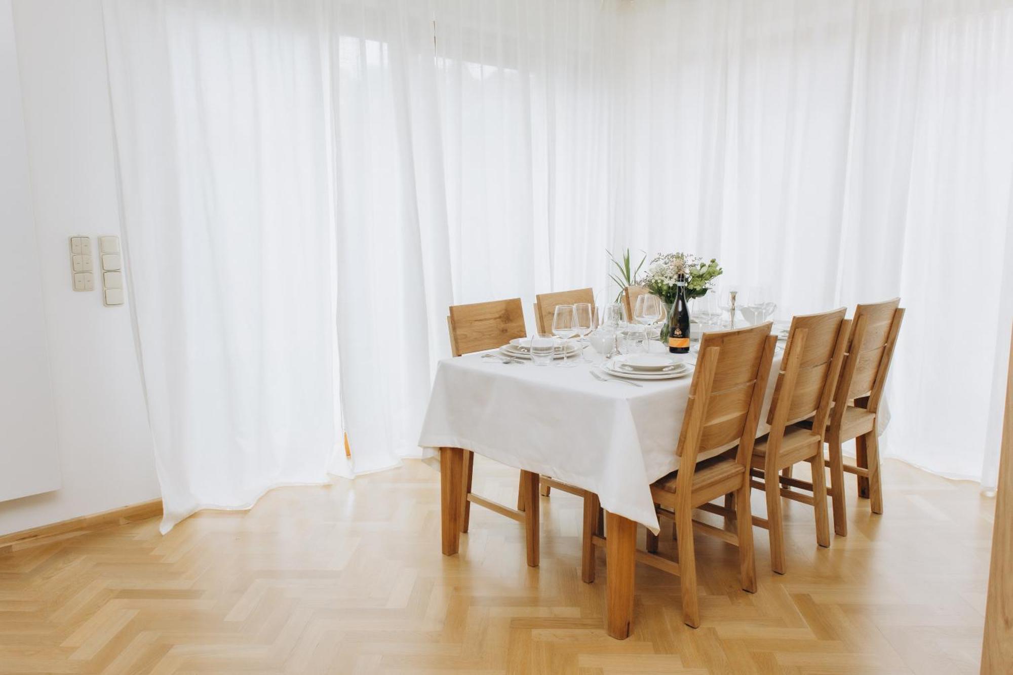 Apartment Familyvilla, New 4 Luxury Big Apartments, Parking